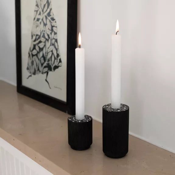 Candle holders | Black pigment oysters