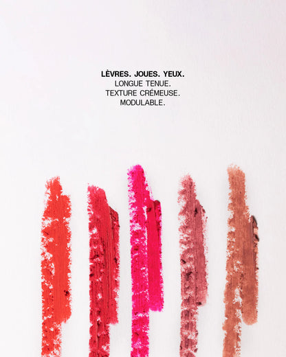 Crayon 3-en-1 Couleur & Soin | 002 Rouge Kiss
