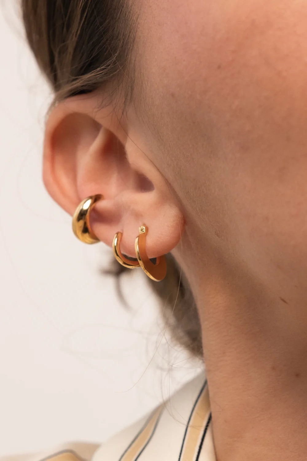 Earrings | Rainbow hoop earrings 
